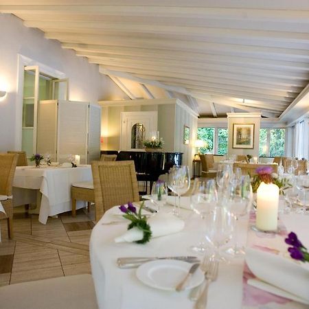 Hotel Restaurant Villa Fayence Wallerfangen Kültér fotó