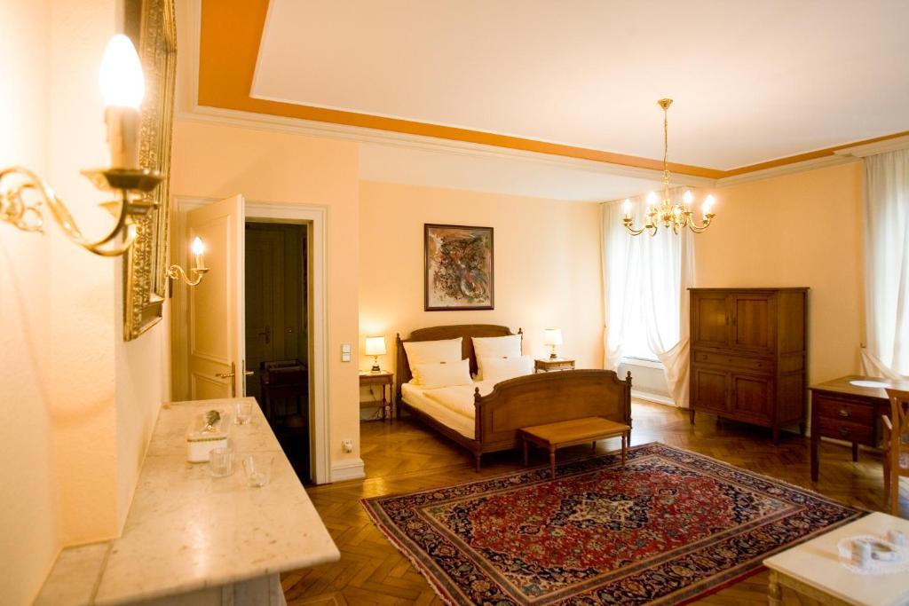 Hotel Restaurant Villa Fayence Wallerfangen Szoba fotó